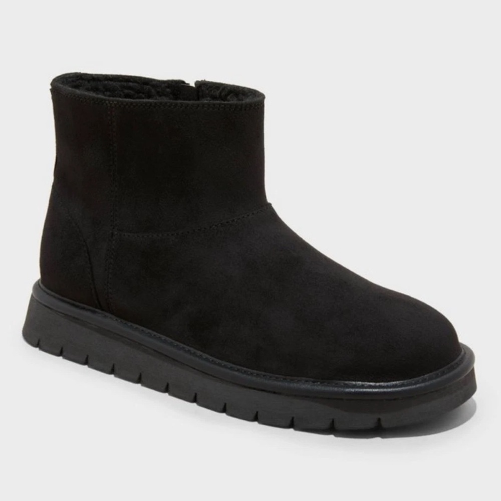 Universal Threads Faux Suede Black Ankle Boots